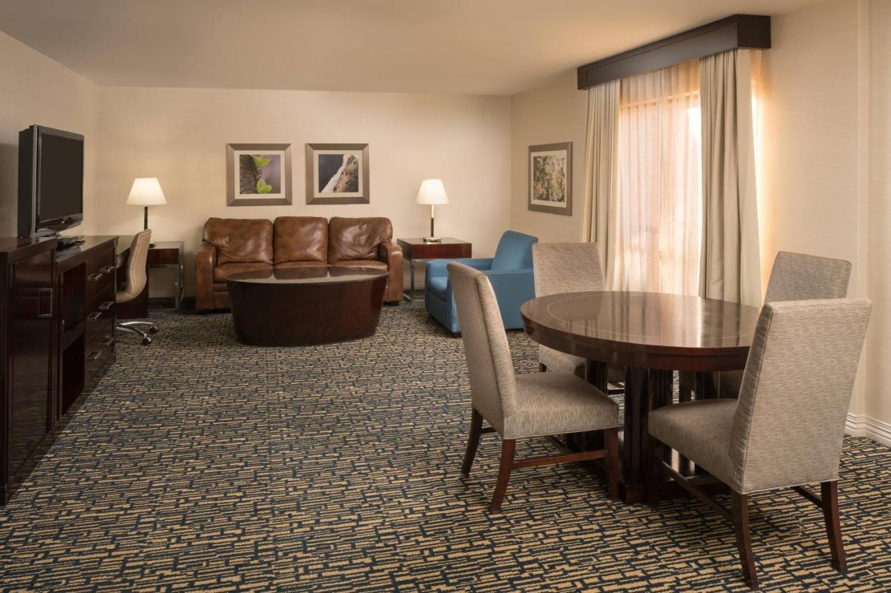 Sheraton Salt Lake City Exterior photo